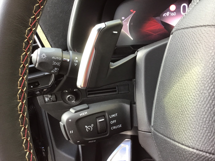 DS DS 7 Nouveau BlueHDi 130 EAT8 Performance Line