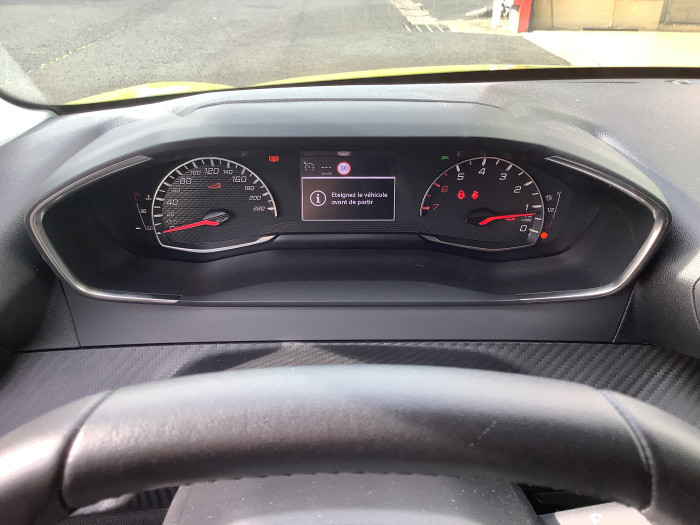 Peugeot 208 Nouvelle PureTech 100 S&S BVM6 Active