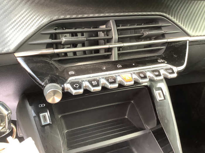 Peugeot 208 Nouvelle PureTech 100 S&S BVM6 Active