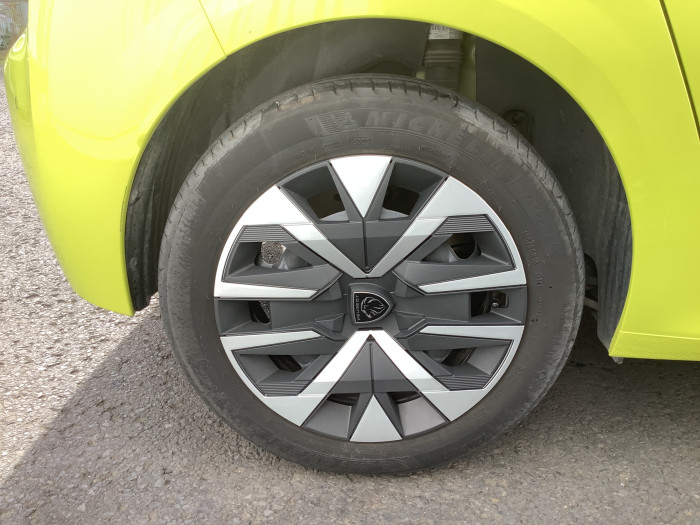 Peugeot 208 Nouvelle PureTech 100 S&S BVM6 Active