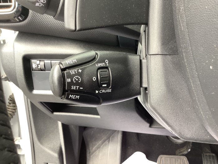 Citroën C5 AIRCROSS Hybride 136 e-DCS6 Plus