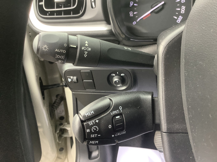 Citroën C3 PureTech 83 ch BVM5 Plus