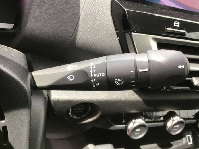 Citroën C4 BlueHDi 130 EAT8 Plus