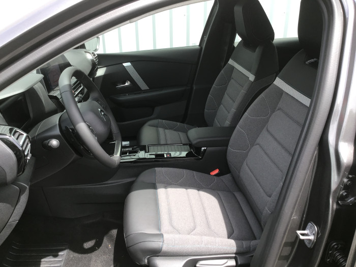 Citroën C4 BlueHDi 130 EAT8 Plus