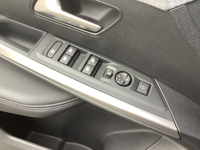 Peugeot 3008 Nouveau Hybrid 145 e-DCS6 Allure