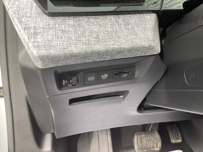 Peugeot 3008 Nouveau Hybrid 145 e-DCS6 Allure