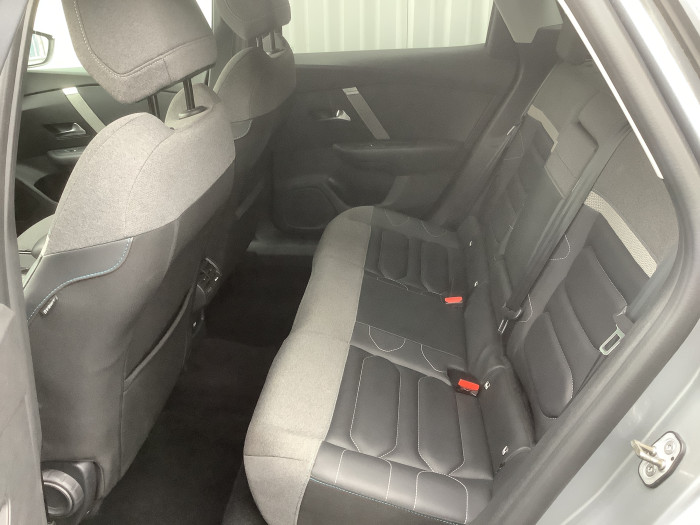 Citroën C4 PureTech 130 S&S EAT8 Shine