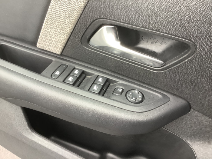 Citroën C4 PureTech 130 S&S EAT8 Shine