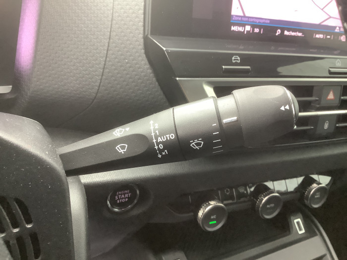 Citroën C4 PureTech 130 S&S EAT8 Shine