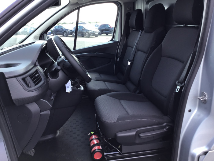 Renault TRAFIC FOURGON Nouveau FGN L1H1 3T BLUE DCI 150 GSR2 ADVANCE