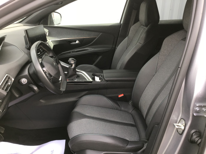 Peugeot 3008 Puretech 130ch S&S BVM6 Allure Pack