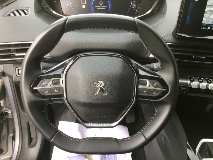 Peugeot 3008 Puretech 130ch S&S BVM6 Allure Pack