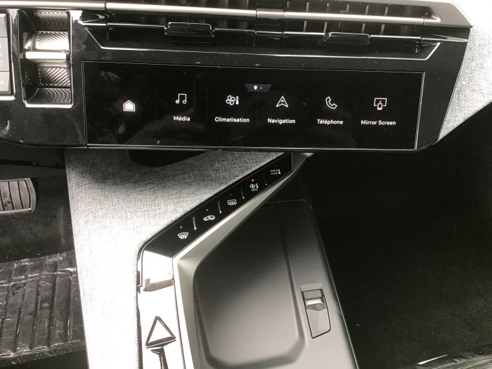 Peugeot 3008 Nouveau Hybrid 145 e-DCS6 Allure