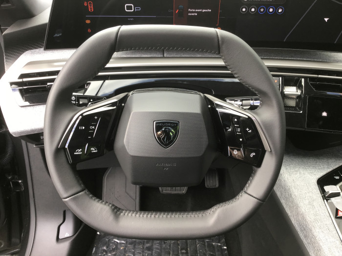 Peugeot 3008 Nouveau Hybrid 145 e-DCS6 Allure