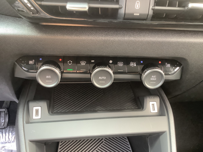 Citroën C4 Hybride 145 e-DCS6 Max
