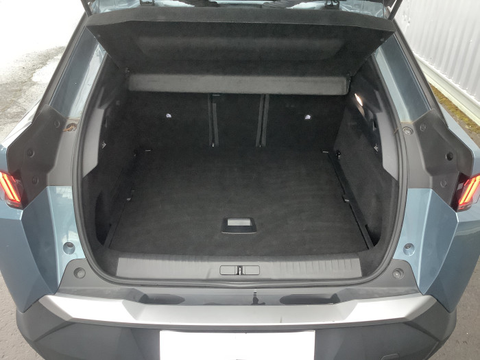 Peugeot 3008 Nouveau Hybrid 136 e-DCS6 Allure