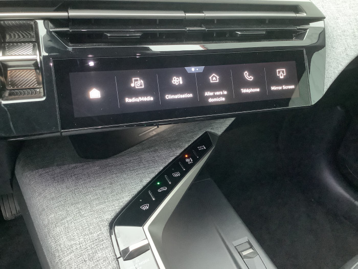 Peugeot 3008 Nouveau Hybrid 136 e-DCS6 Allure