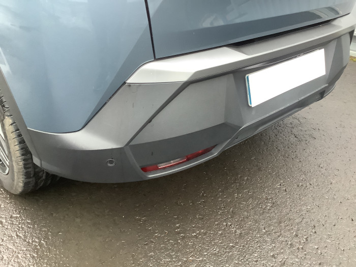 Peugeot 3008 Nouveau Hybrid 136 e-DCS6 Allure