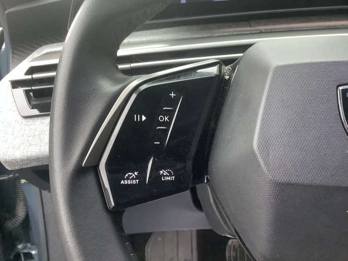 Peugeot 3008 Nouveau Hybrid 136 e-DCS6 Allure