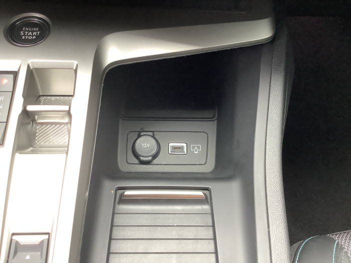 Peugeot 308 Hybrid 136 e-DCS6 Allure