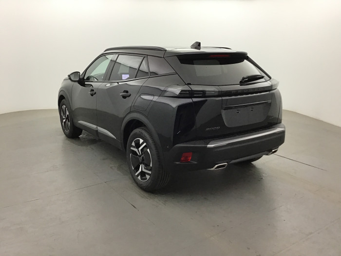 Peugeot 2008 Nouveau Hybrid 145 e-DCS6 GT