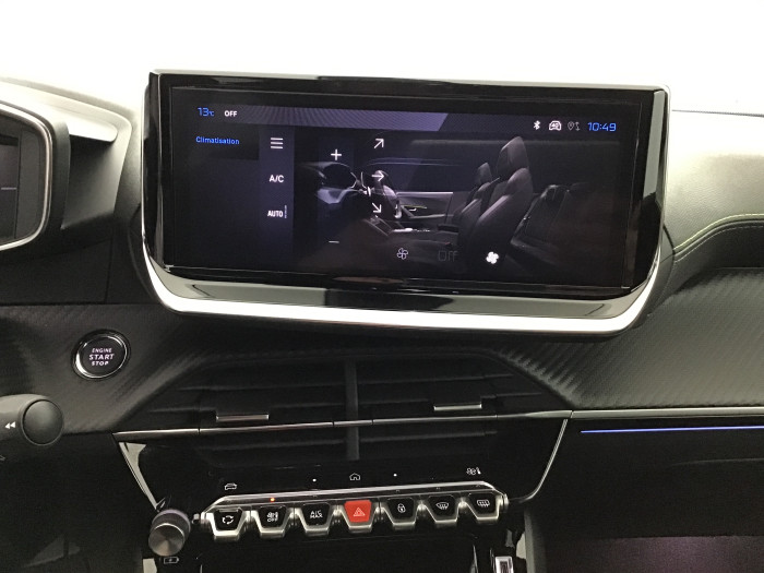 Peugeot 2008 Nouveau Hybrid 145 e-DCS6 GT