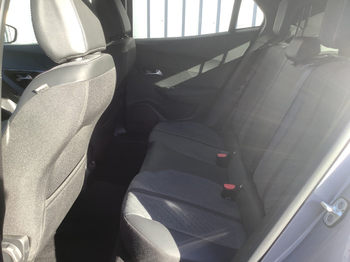 Peugeot 2008 Nouveau 100 S&S BVM6 Allure