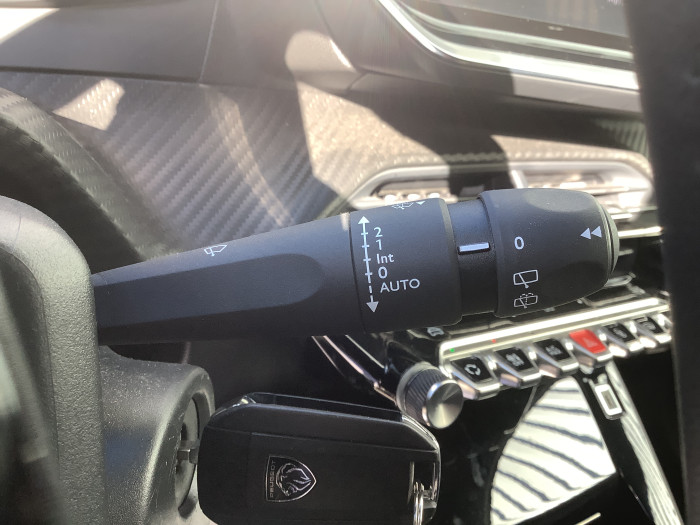 Peugeot 2008 Nouveau 100 S&S BVM6 Allure
