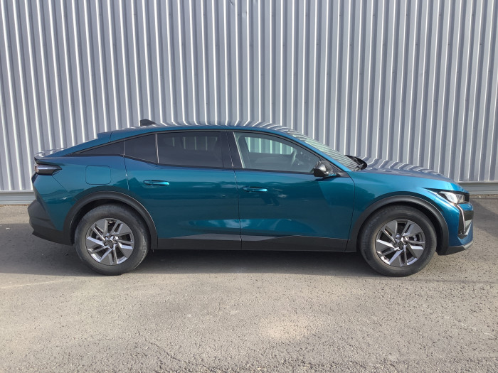 Peugeot 408 Hybrid 136 e-DCS6 Allure