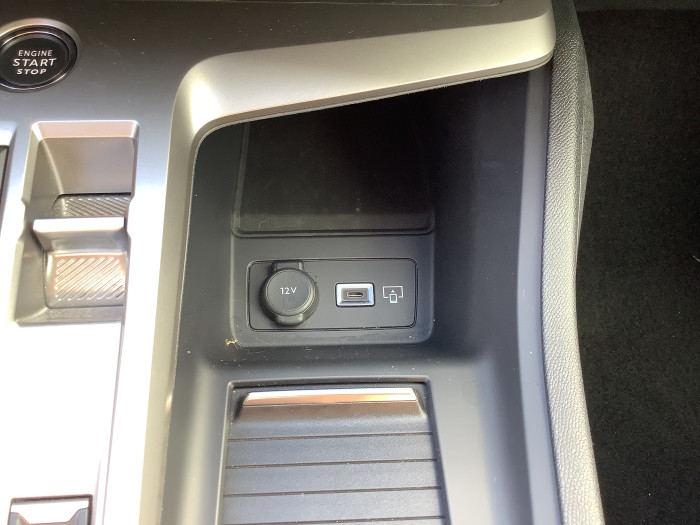 Peugeot 308 Hybrid 136 e-DCS6 Allure