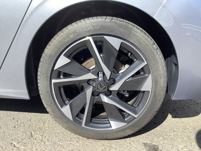 Peugeot 308 Hybrid 136 e-DCS6 Allure