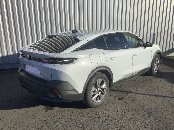 Peugeot 408 Hybrid 136 e-DCS6 Allure