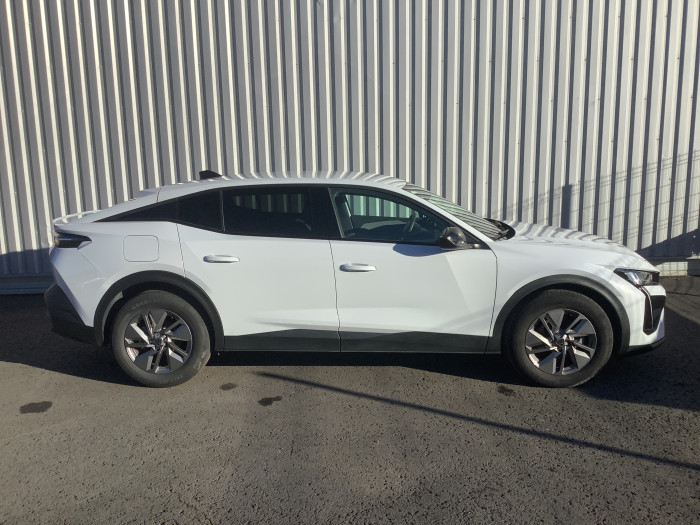 Peugeot 408 Hybrid 136 e-DCS6 Allure