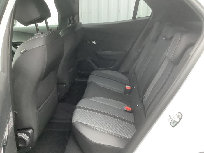 Peugeot 2008 Nouveau Hybrid 145 e-DCS6 Allure