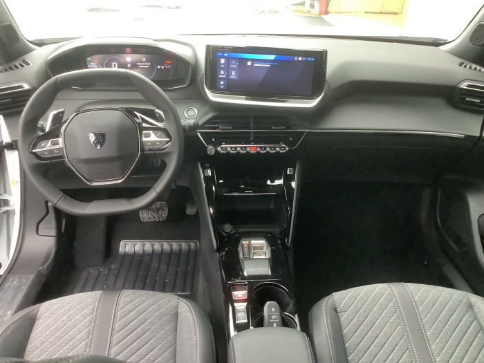 Peugeot 2008 Nouveau Hybrid 145 e-DCS6 Allure