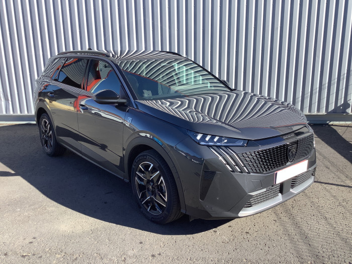 Peugeot 5008 Nouveau Hybrid 145 ch e-DCS6 GT