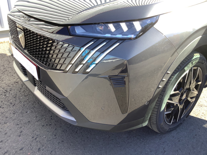 Peugeot 5008 Nouveau Hybrid 145 ch e-DCS6 GT