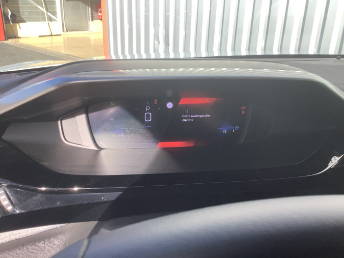 Peugeot 408 Hybrid 136 e-DCS6 Allure
