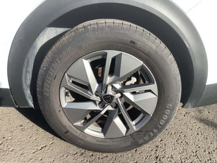Peugeot 408 Hybrid 136 e-DCS6 Allure