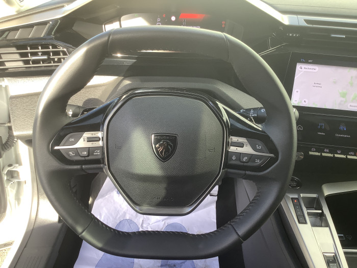 Peugeot 408 Hybrid 136 e-DCS6 Allure