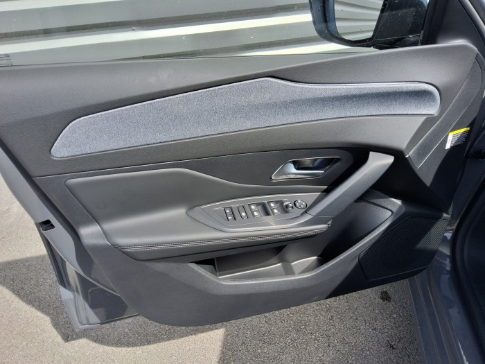 Peugeot 308 DIESEL Nouvelle BlueHDi 130ch S&S EAT8 Allure