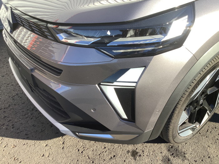Renault SYMBIOZ Nouveau E-Tech full hybrid 145 Iconic
