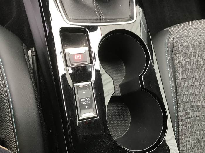 Peugeot 208 PureTech 100 S&S BVM6 Allure Pack