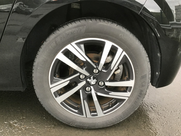 Peugeot 208 PureTech 100 S&S BVM6 Allure Pack