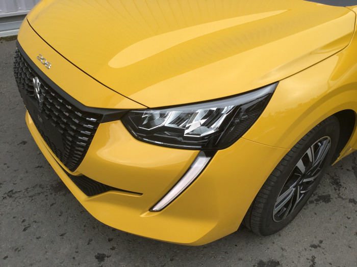 Peugeot 208 PureTech 100 S&S EAT8 Allure Pack