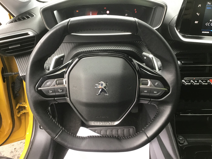 Peugeot 208 PureTech 100 S&S EAT8 Allure Pack