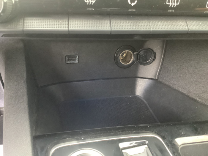 Peugeot 3008 BlueHDi 130ch S&S EAT8 Allure Pack