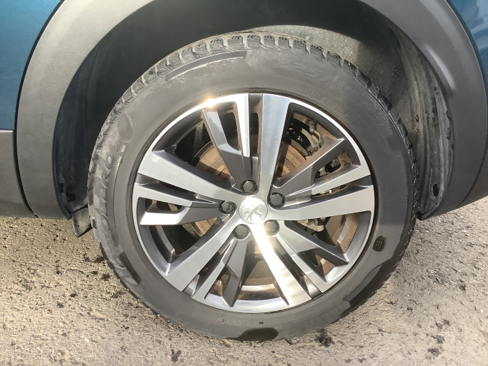 Peugeot 3008 BlueHDi 130ch S&S EAT8 Allure Pack