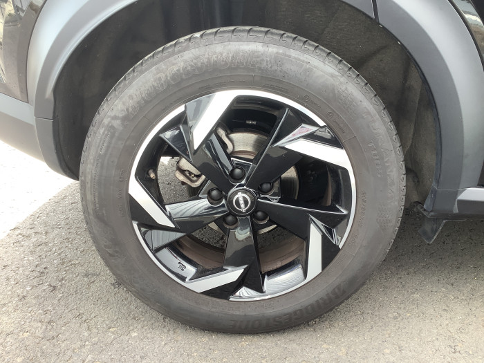 Nissan JUKE 2023.5 DIG-T 114 Tekna
