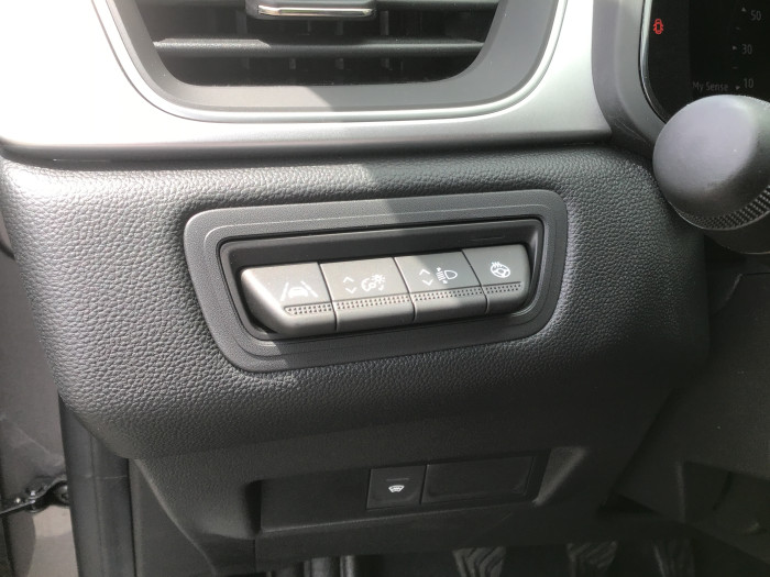 Renault CAPTUR mild hybrid 140 Techno